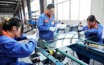 為何玻璃廠要24小時工作，機器不敢關？揭秘“一旦停機，老板崩潰”的殘酷現實